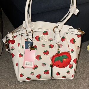 Juicy Couture Sweet N Juicy FR White Strawberry Tote